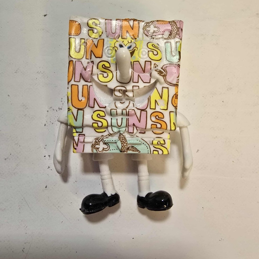 2011 Viacom SpongeBob mini toy. Multi color version